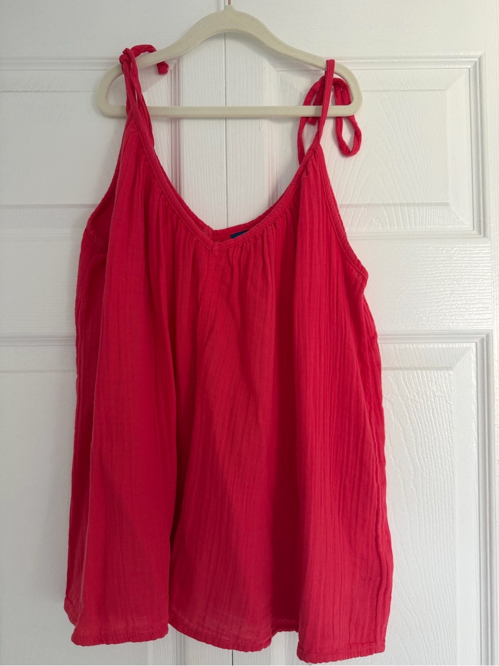 Old Navy Red Tie-Shoulder Women's Tank Top